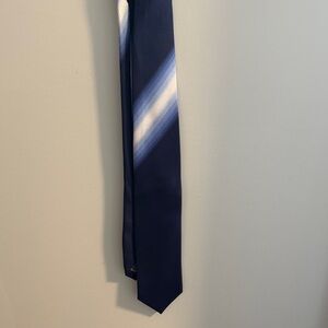 Geoffrey Beene Dark Blue Tie with Gradient Stripes
